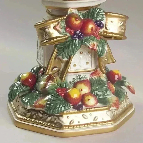 7" Pillar Candle (Wax) Snowy Woods by FITZ & FLOYD - Picture 2 of 3